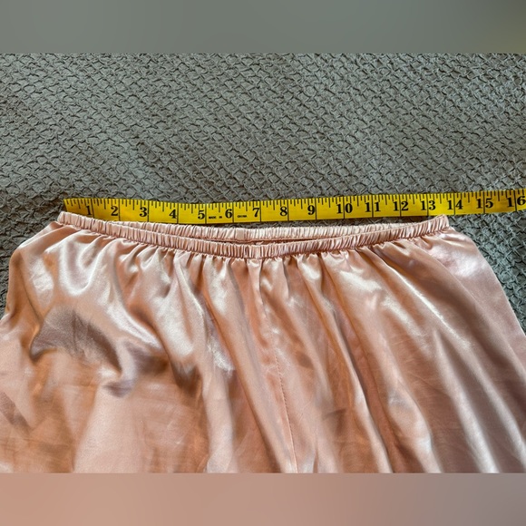 Vintage (2003) Victoria’s Secret pink long sleeve pajamas. - Picture 12 of 15